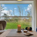 3 Bedroom Gorgeous In 펜션 *