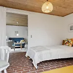 3 Bedroom Gorgeous In 펜션