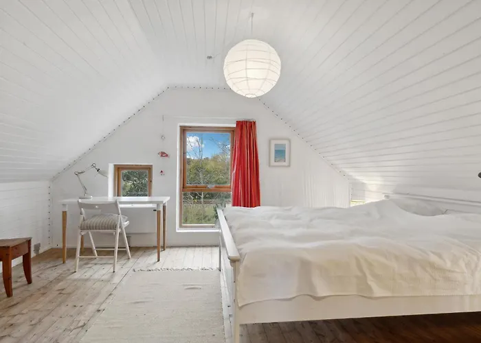 3 Bedroom Gorgeous In Ferienhaus Jerup