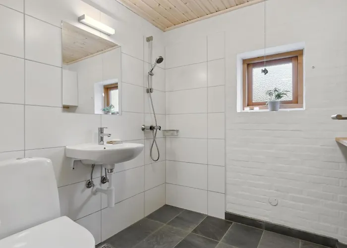 3 Bedroom Gorgeous In *